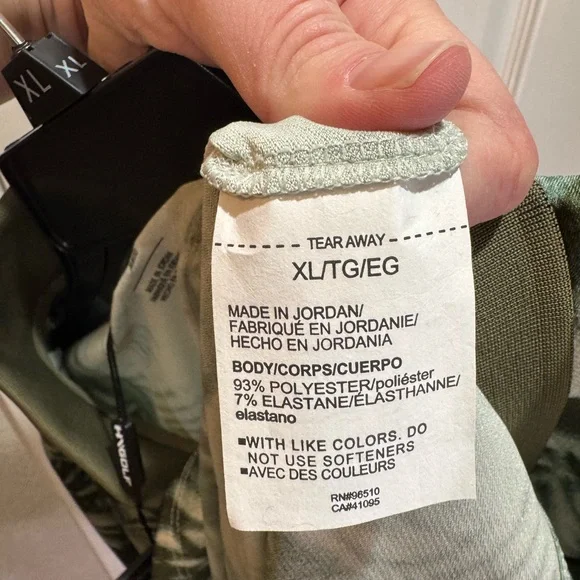 Under Armour Golf Polo Shirt Mens Printed Palm Leaf Green Matchplay NWT SZ XL - Picture 4 of 4